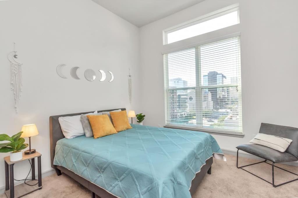Penthouse Cool-Oasis-In-Houston-Rental Car Available-View-Great-Sleep 외부 사진
